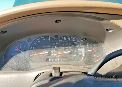 2001 Mazda B3000 z USA, uszkodzony, nr VIN 4F4YR12U31TM05548